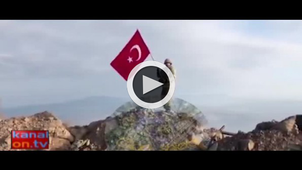 Mehmetçik Darmık Dağı’na Türk bayrağını böyle dikti