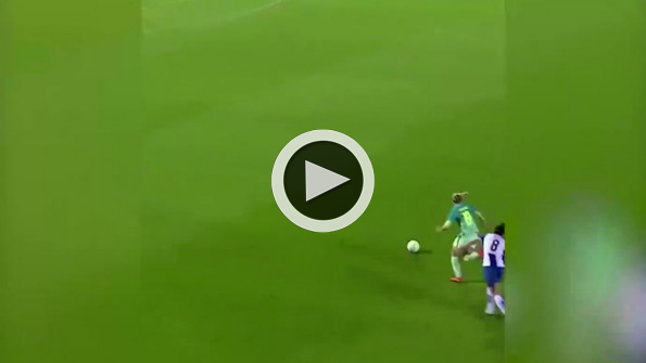 Barcelonalı kadın futbolcudan Messi golü