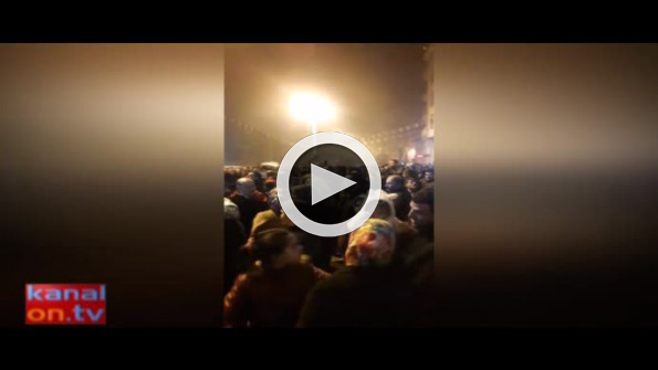 Sevgi seli Mehmetçik’i ağlattı