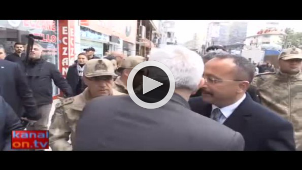 Jandarma Genel Komutanı eski habercisiyle karşılaşırsa...