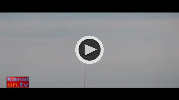 Böyle çakıldı! Suriye’de Rus uçağının düşme anı kamerada