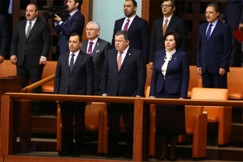Meclis’te dikkat çeken anlar