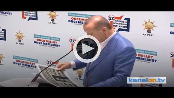 Erdoğan CHP’yi gazete küpürleriyle vurdu!