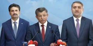 Ahmet Davutoğlu, AK Parti’den istifa etti