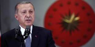 Erdoğan: Suriye’yi bölüp parçalamak isteyenlerin karşısında duruyoruz