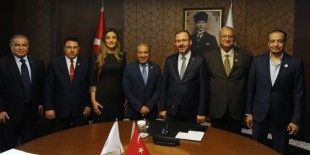 Bakan Kasapoğlu ISSF heyetiyle buluştu