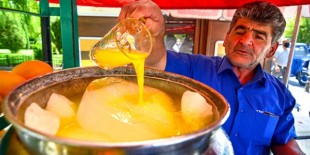 Konya’da 43 yıldır eski limonatacılık geleneğini sürdürüyor
