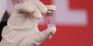 Sinovac: Kovid-19 aşısının etkisi enfeksiyon riski yüksek gruplarda denendiği için ’düşük’ çıktı