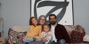 Müslüman olan Kanadalı anne 5 çocuğuyla sosyal medyada İslamiyet’i anlatıyor