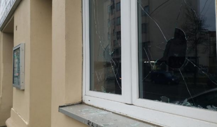 Almanya’da camiye saldırı: 11 kişi gözaltına alındı