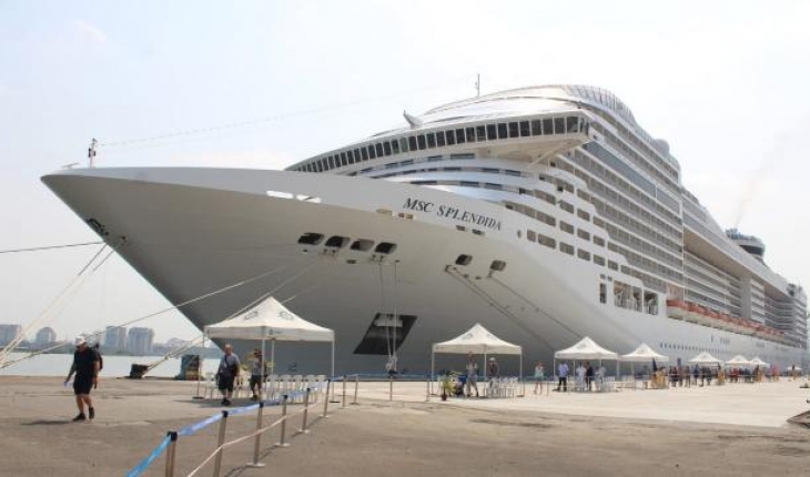 Hong Kong’da yolcu gemisi Omicron şüphesiyle geri çağrıldı