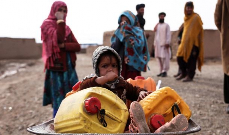 Afganistan’da geçen ay 135 çocuk zatürre ve yetersiz beslenmeden öldü