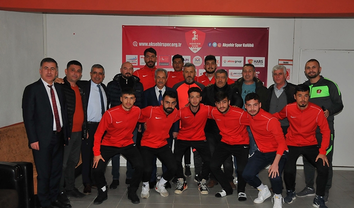 Akşehir Spor Yeni Teknik Direktörü ve Yeni Transferleriyle İddialı Geliyor