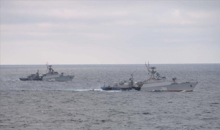Ukrayna: Rus savaş gemileri Odesa kıyılarına ateş açtı