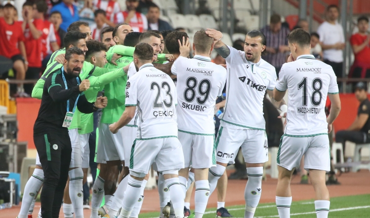 Konyaspor 2 kez öne geçtiği maçta kaybetti