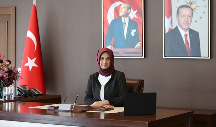 Türkiye’nin ilk başörtülü valisi atandı