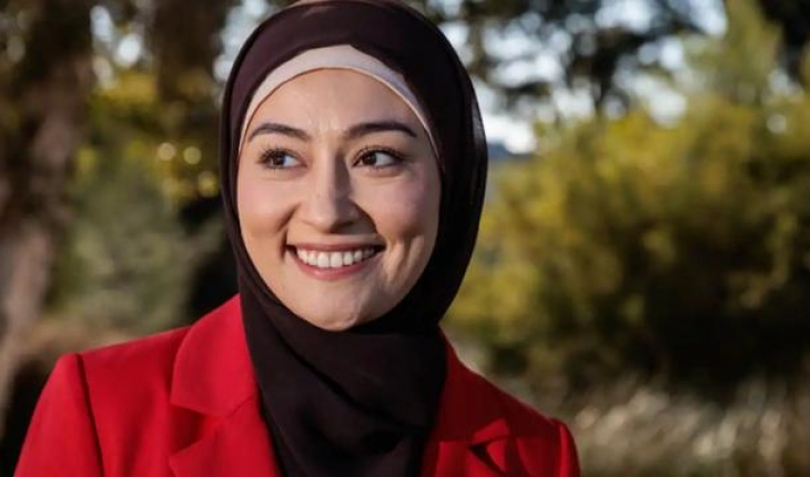 Avustralya’da ilk kez başörtülü bir kadın Senatoya girdi