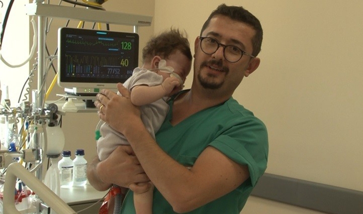 Dört aylık bebeğin 300 binde bir görülen hastalığı Konya’da şifa buldu